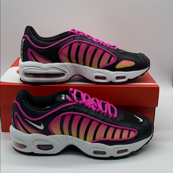 NIKE W AIR MAX TAILWIND IV black/white-pure pink - Picture 15 of 16
